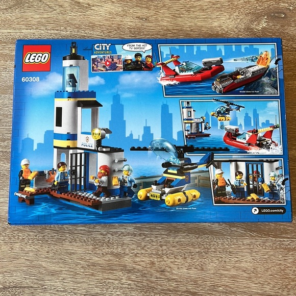 LEGO City Seaside Police and Fire Mission 60308 - Picture 3 of 3